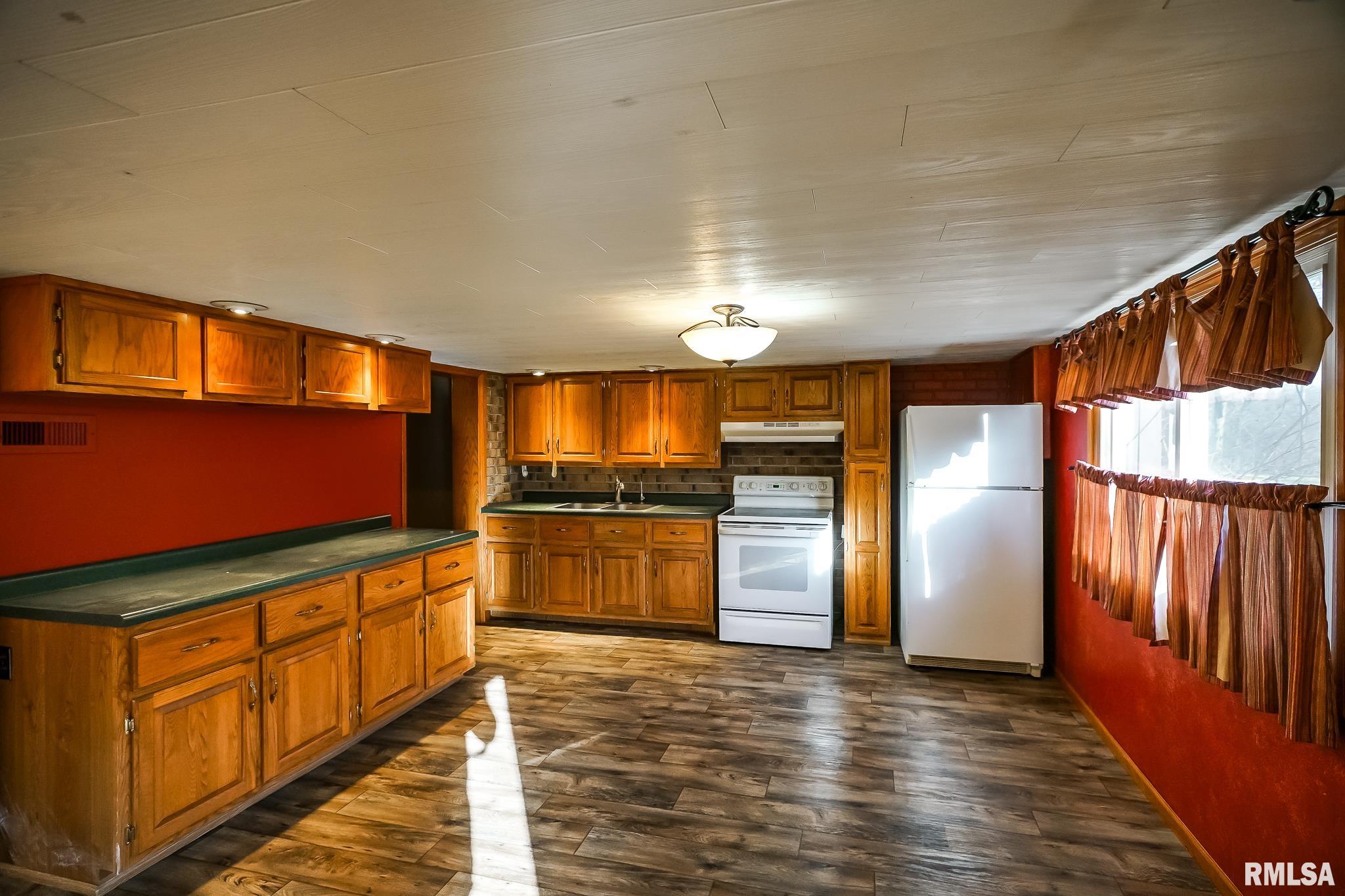 4621 West Pottstown Road Peoria, IL 61615 - Photo 7 of 42 Gallery Image 7