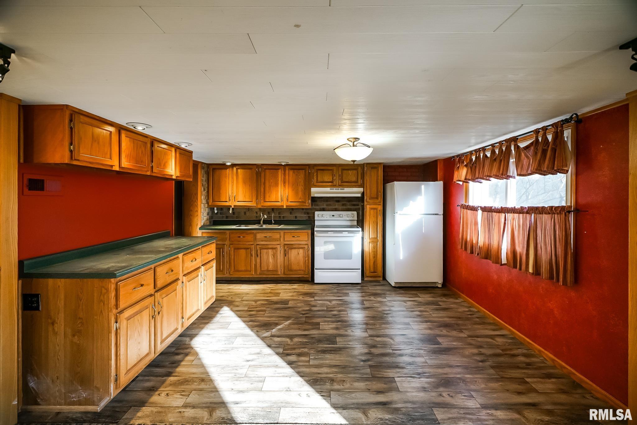 4621 West Pottstown Road Peoria, IL 61615 - Photo 10 of 42 Gallery Image 10