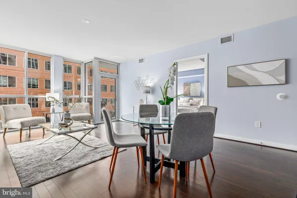 $2,995 | 1025 First Street Southeast, Unit 611, Washington, DC 20003