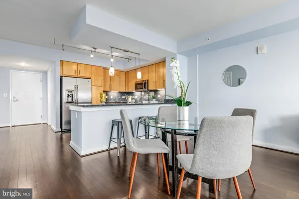 $2,995 | 1025 First Street Southeast, Unit 611, Washington, DC 20003