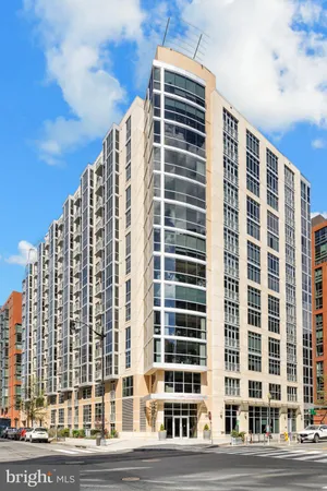 $2,995 | 1025 First Street Southeast, Unit 611, Washington, DC 20003