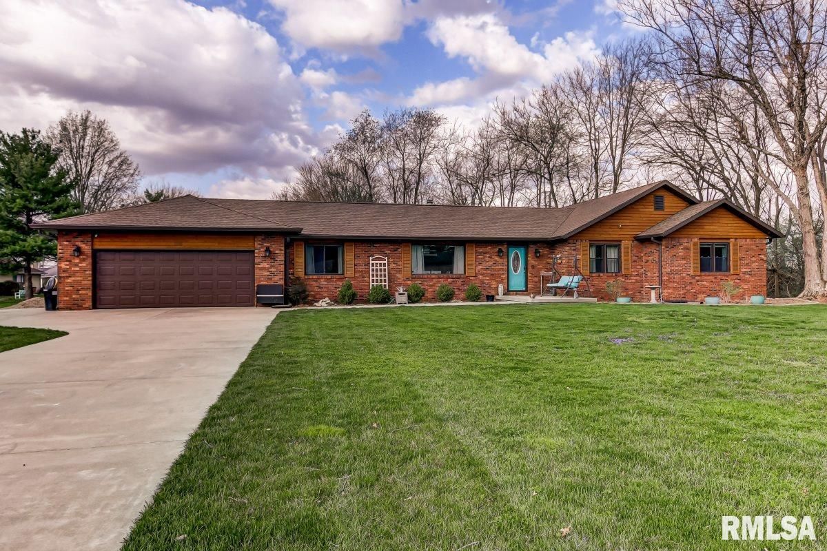 1100 Bugle Court Springfield, IL 62712 - Photo 1 of 30