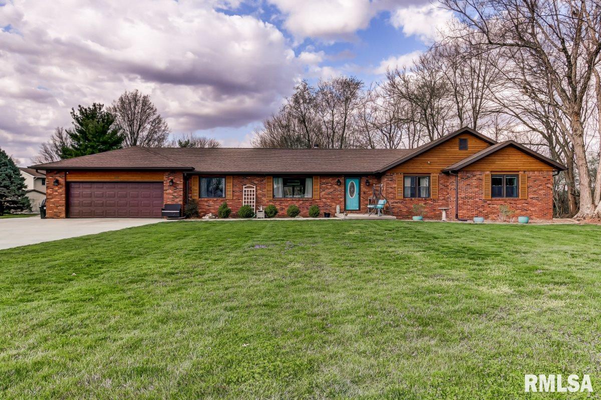 1100 Bugle Court Springfield, IL 62712 - Photo 3 of 30