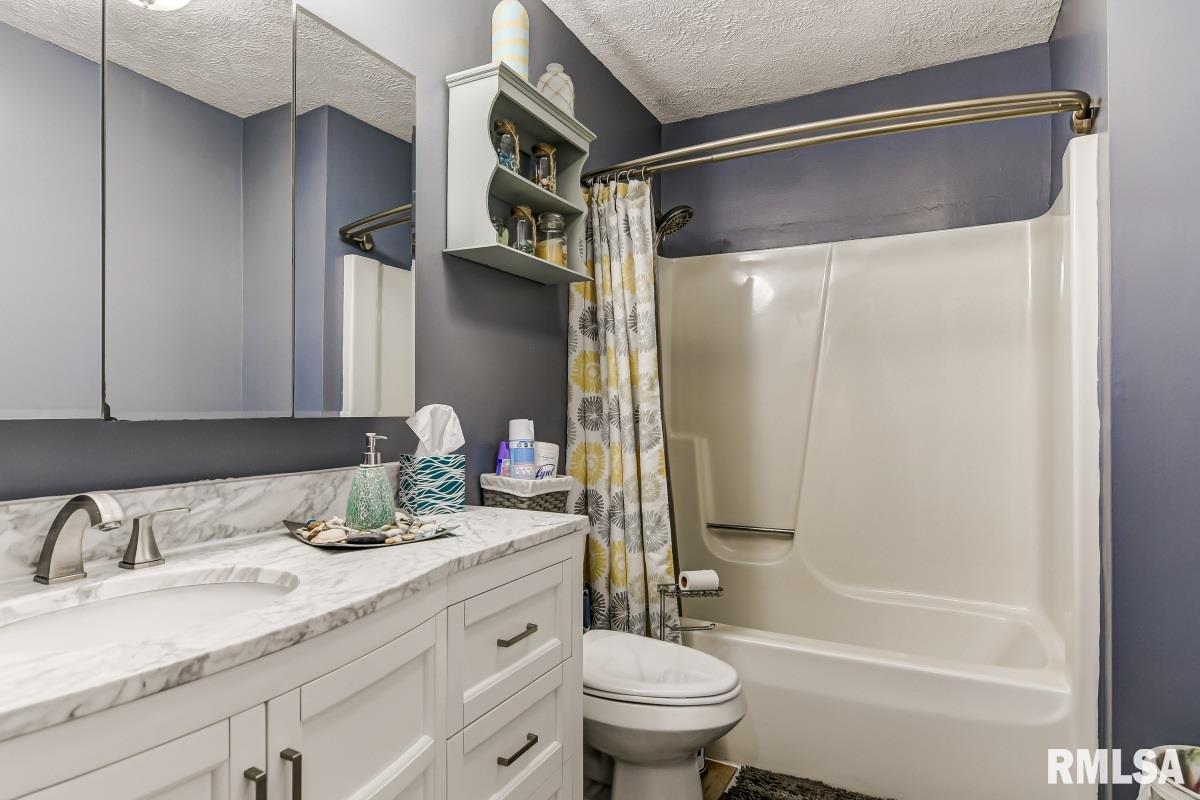 1100 Bugle Court Springfield, IL 62712 - Photo 26 of 30