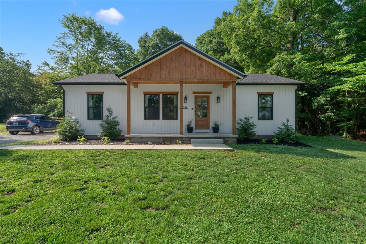 2795 Franklin Road Scottsville, KY 42164 - Photo 2 of 28 Gallery Image 2