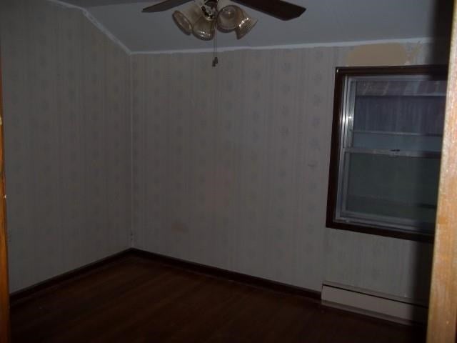 1924 Old Muscatine Road Tipton, IA 52772 - Photo 14 of 25 Gallery Image 14