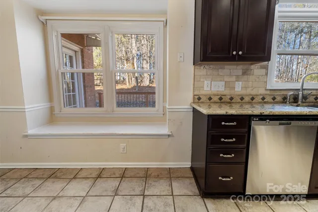 $595,000 | 4806 Hickory Glen Drive, Matthews, NC 28105