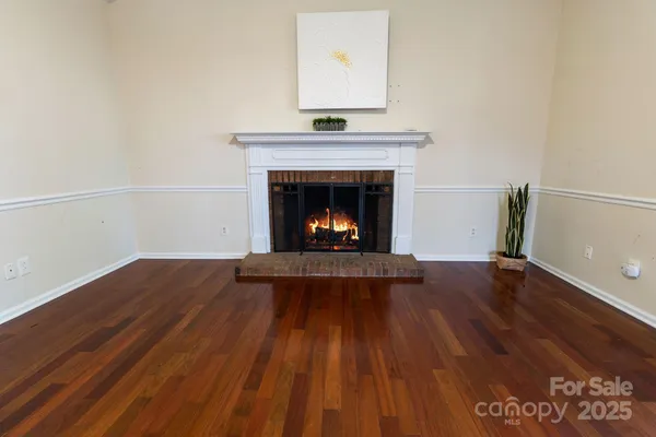 $595,000 | 4806 Hickory Glen Drive, Matthews, NC 28105