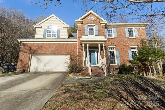 $595,000 | 4806 Hickory Glen Drive, Matthews, NC 28105