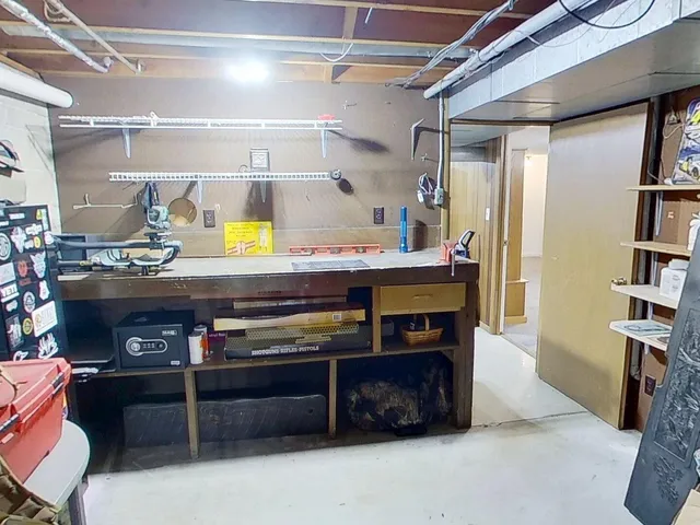 $380,000 | 10300 Springwood Drive, Zeeland, MI 49464