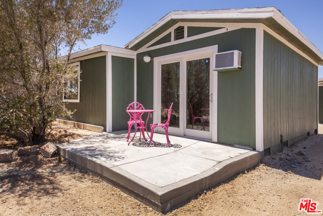 67230 Brant Crossing Road Joshua Tree, CA 92252 - Photo 16 of 24