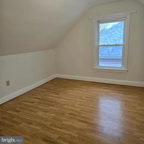 $3,200 | 8 Mannakee Street, Rockville, MD 20850