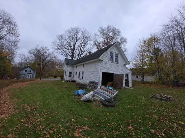 $74,900 | 26 Mill Street, Hartland, ME 04943