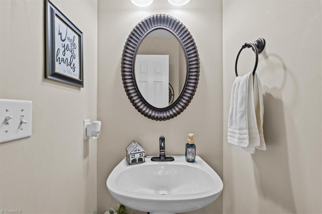 1252 Providence Church Road Randleman, NC 27317 - Photo 24 of 50