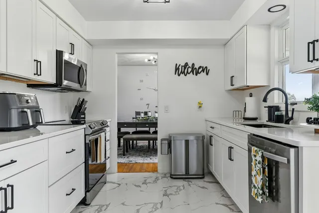 $302,500 | 5 Elmwood Drive, Apalachin, NY 13732