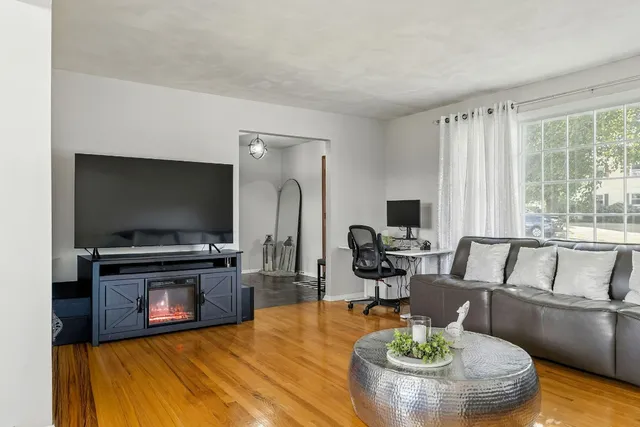 $302,500 | 5 Elmwood Drive, Apalachin, NY 13732