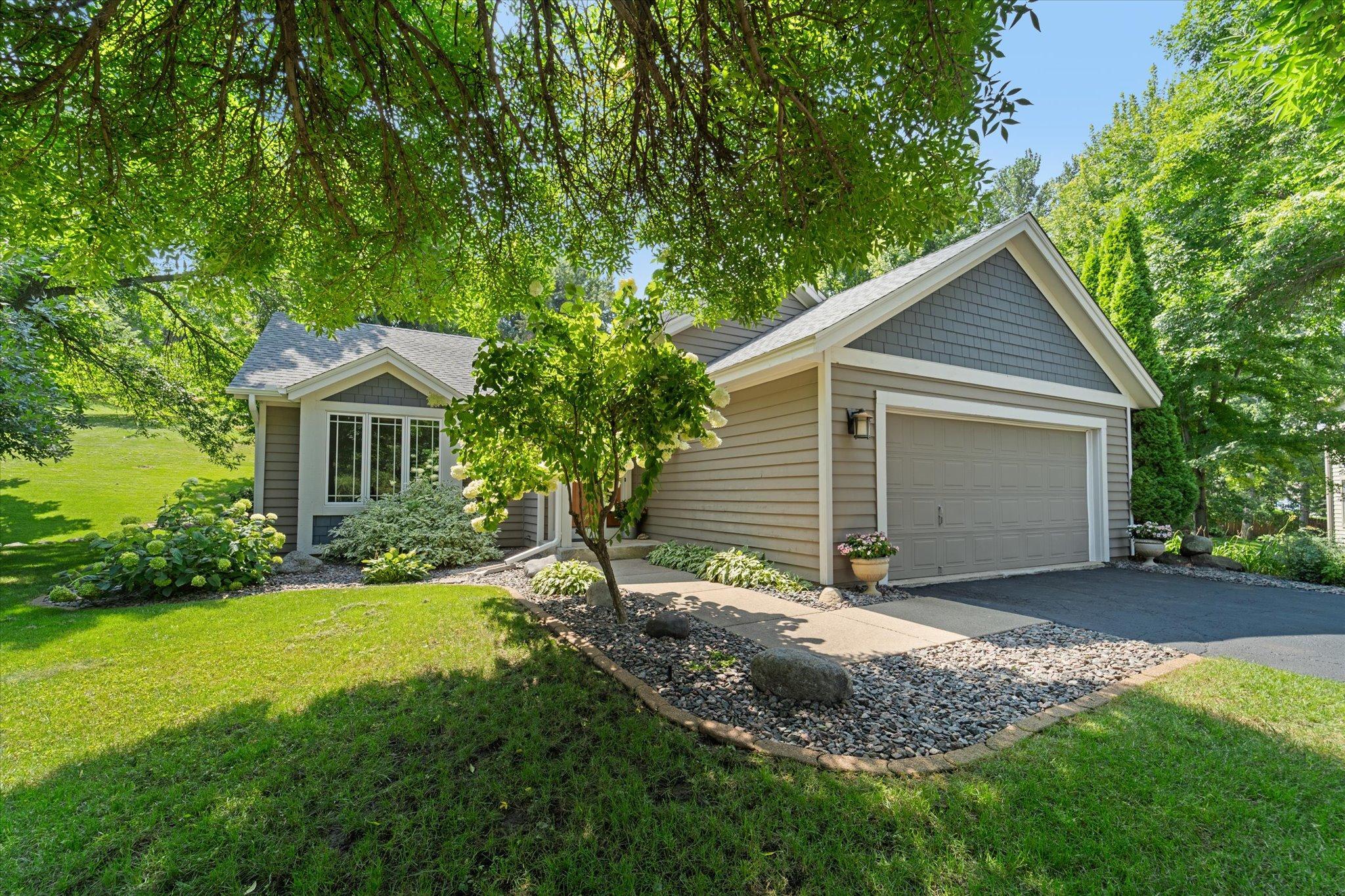 16121 Huron Path Lakeville, MN 55044 - Photo 1 of 1