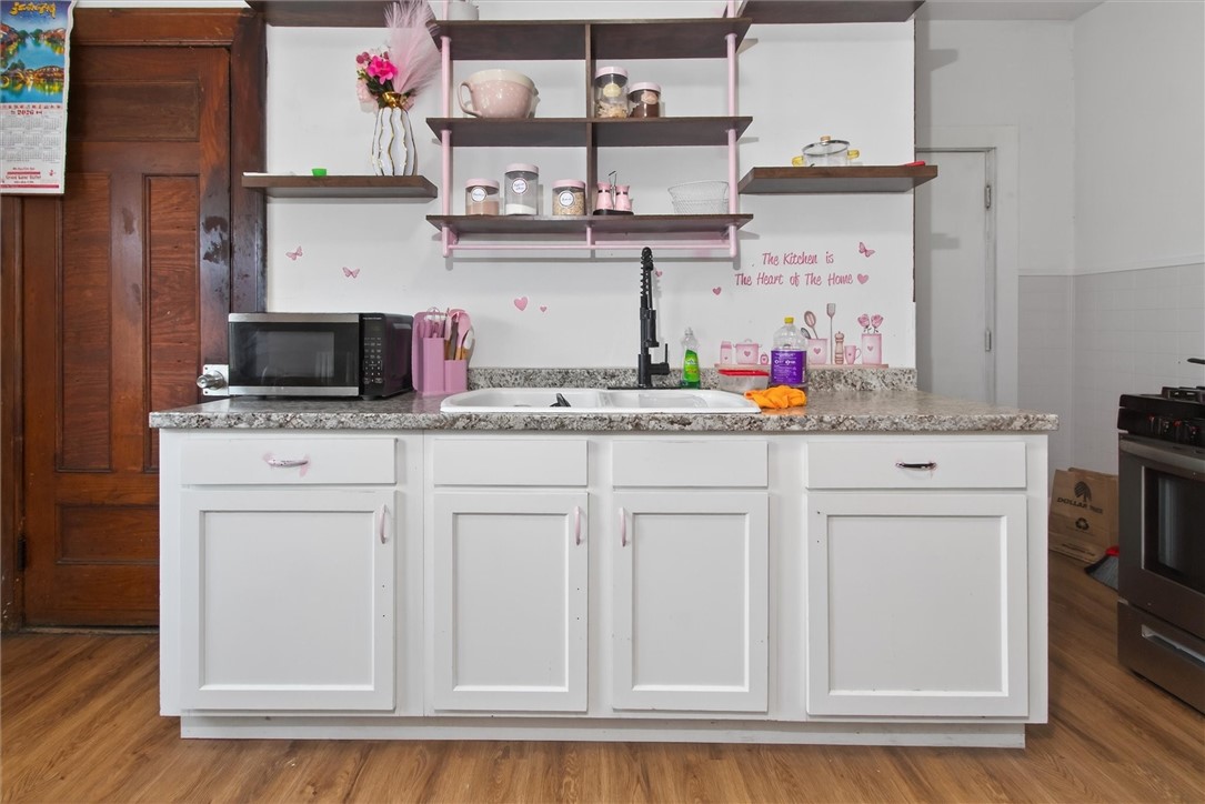 119 Rosewood Terrace Rochester, NY 14609 - Photo 8 of 31