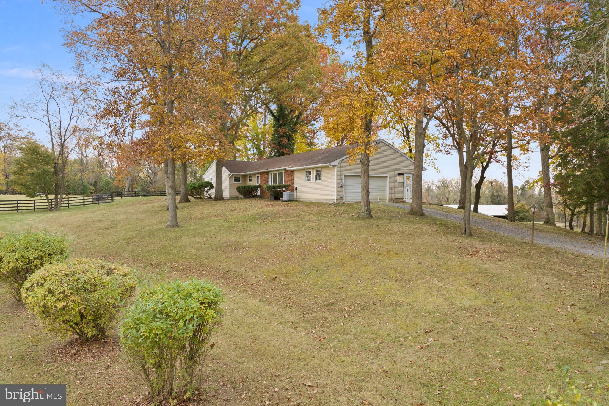 193 Burlington Path Road Cream Ridge, NJ 08514 - Photo 5 of 51 front view of a house with a yard