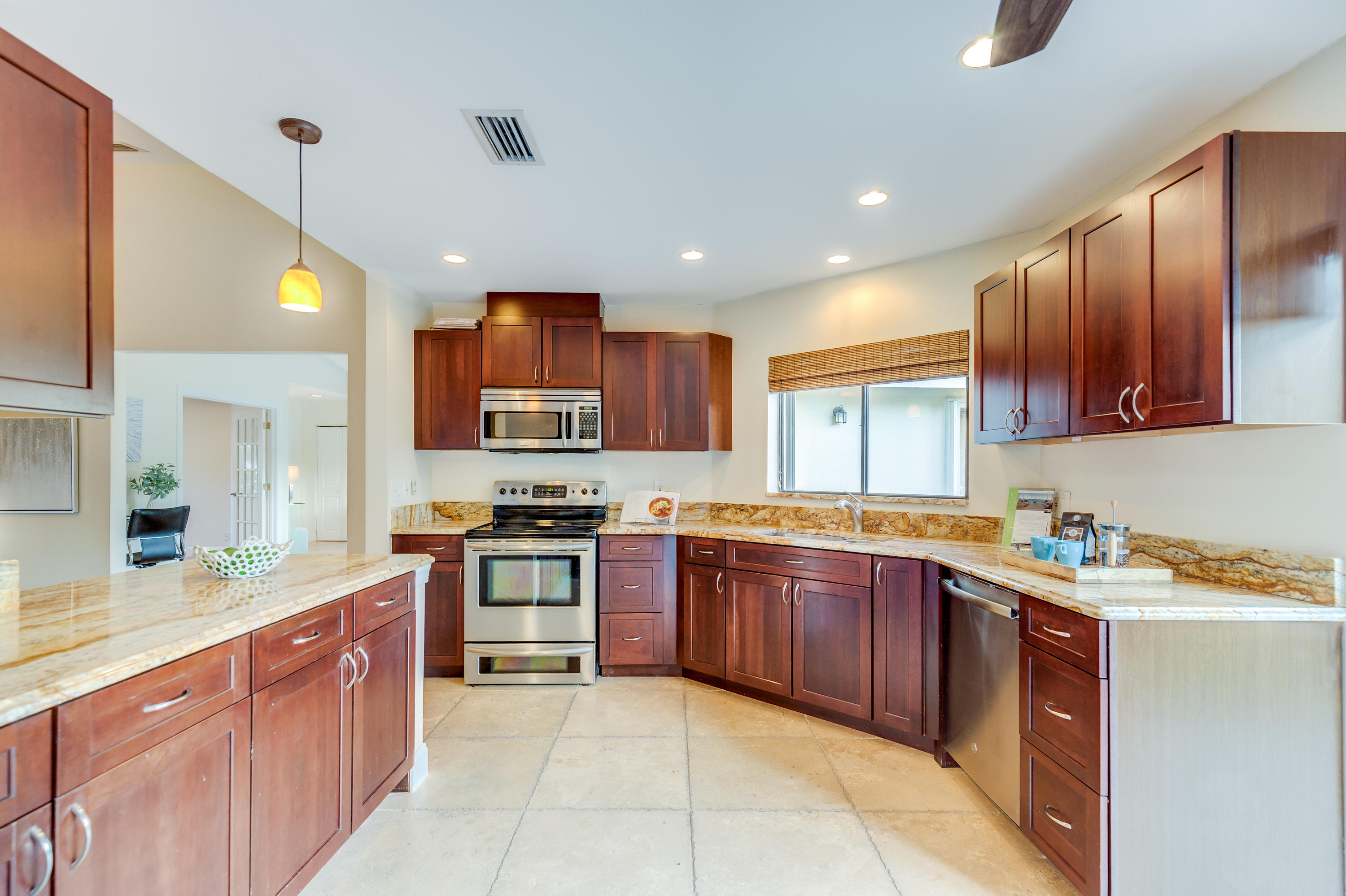 6438 Sweet Maple Lane Boca Raton, FL 33433 - Photo 23 of 36 _J6A3216_7_8