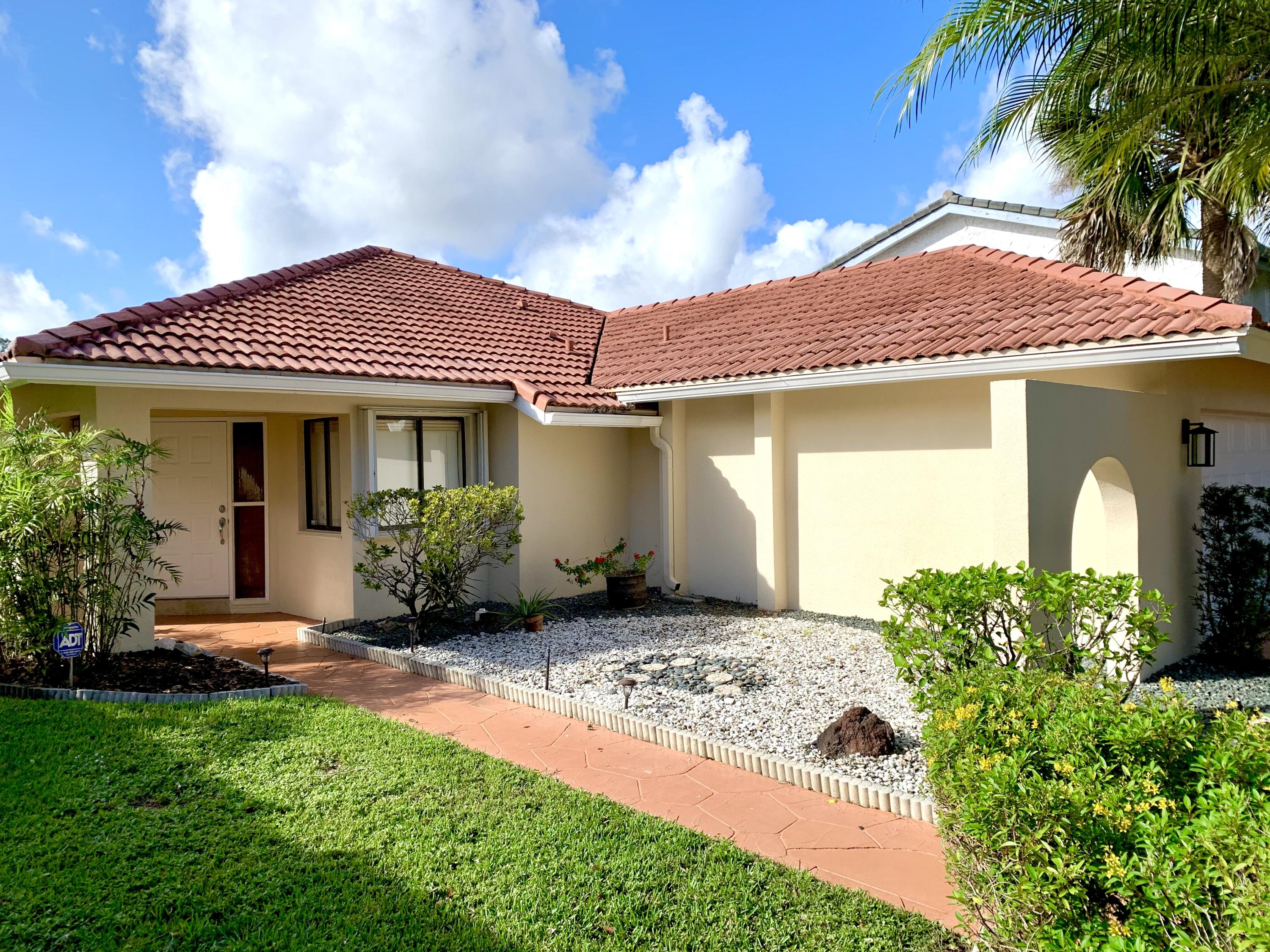 6438 Sweet Maple Lane Boca Raton, FL 33433 - Photo 3 of 36 IMG_E6927