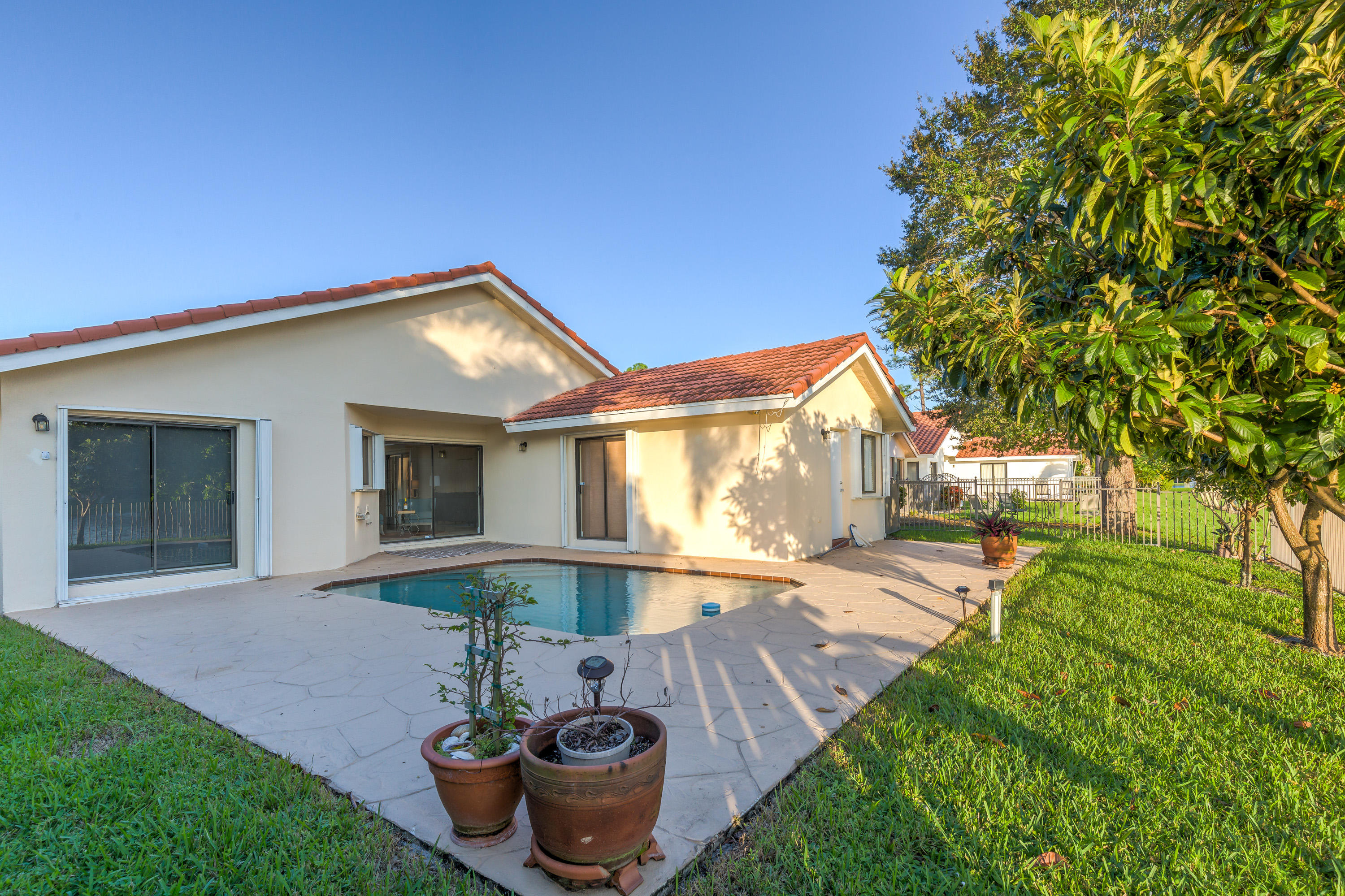 6438 Sweet Maple Lane Boca Raton, FL 33433 - Photo 32 of 36 _J6A3123_4_5