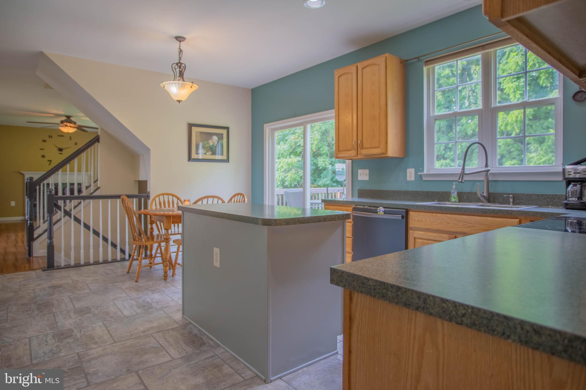 102 Saratoga Road Inwood, WV 25428 - Photo 9 of 64