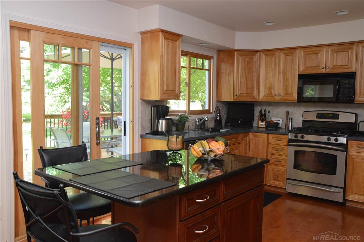 1385 West Fairview Lane Rochester Hills, MI 48306 - Photo 6 of 24