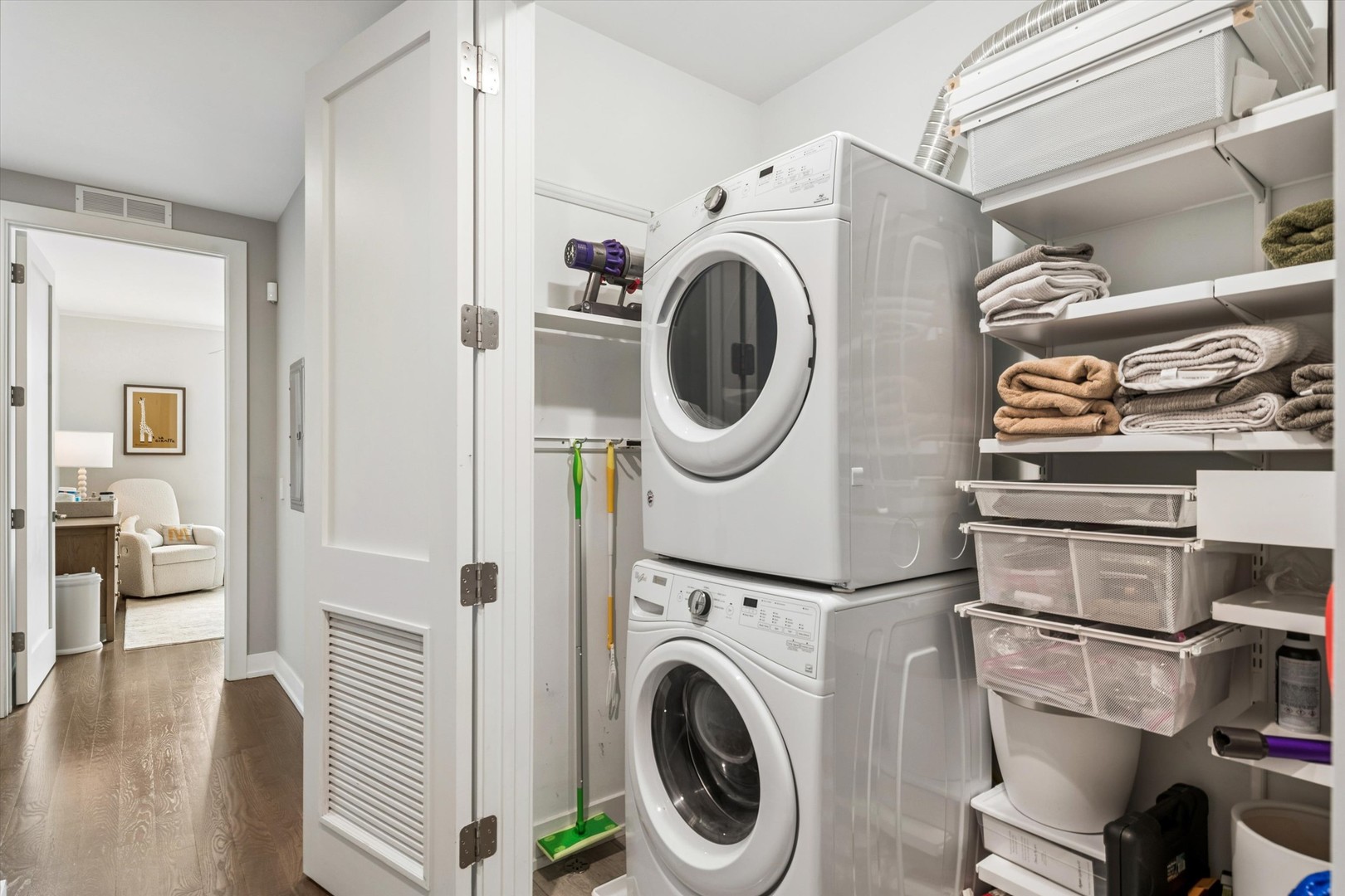 236 South Racine Avenue, Unit 304 Chicago, IL 60607 - Photo 17 of 22