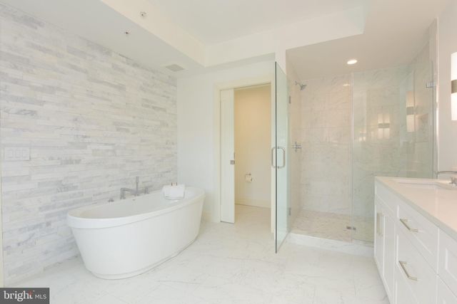 $3,500,000 | 225 Strand Street, Unit 505, Alexandria, VA 22314