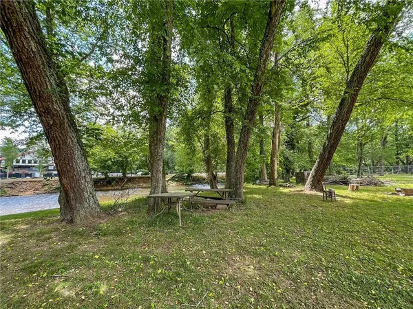 $498,800 | 327 Brucken Stravenue, Unit 601, Helen, GA 30545