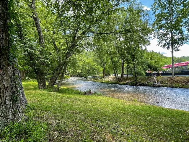 $498,900 | 327 Brucken Stravenue, Unit 601, Helen, GA 30545