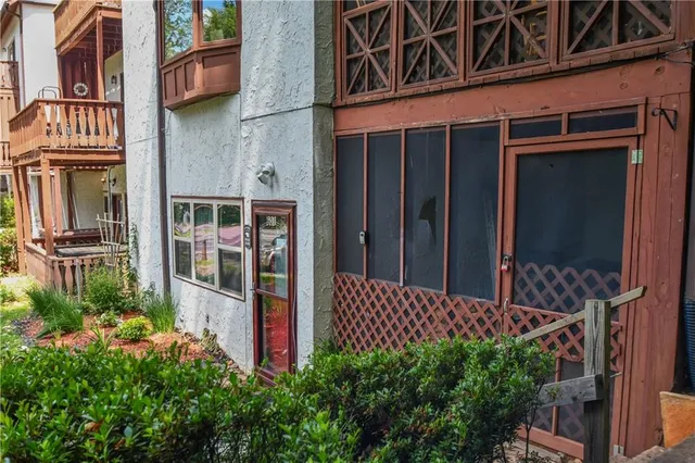 $498,900 | 327 Brucken Stravenue, Unit 601, Helen, GA 30545