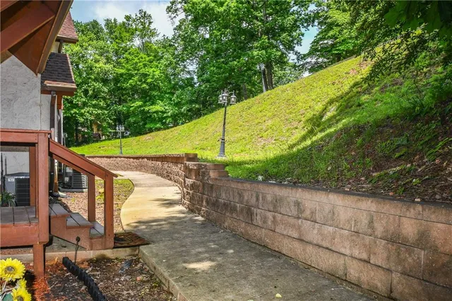 $498,900 | 327 Brucken Stravenue, Unit 601, Helen, GA 30545