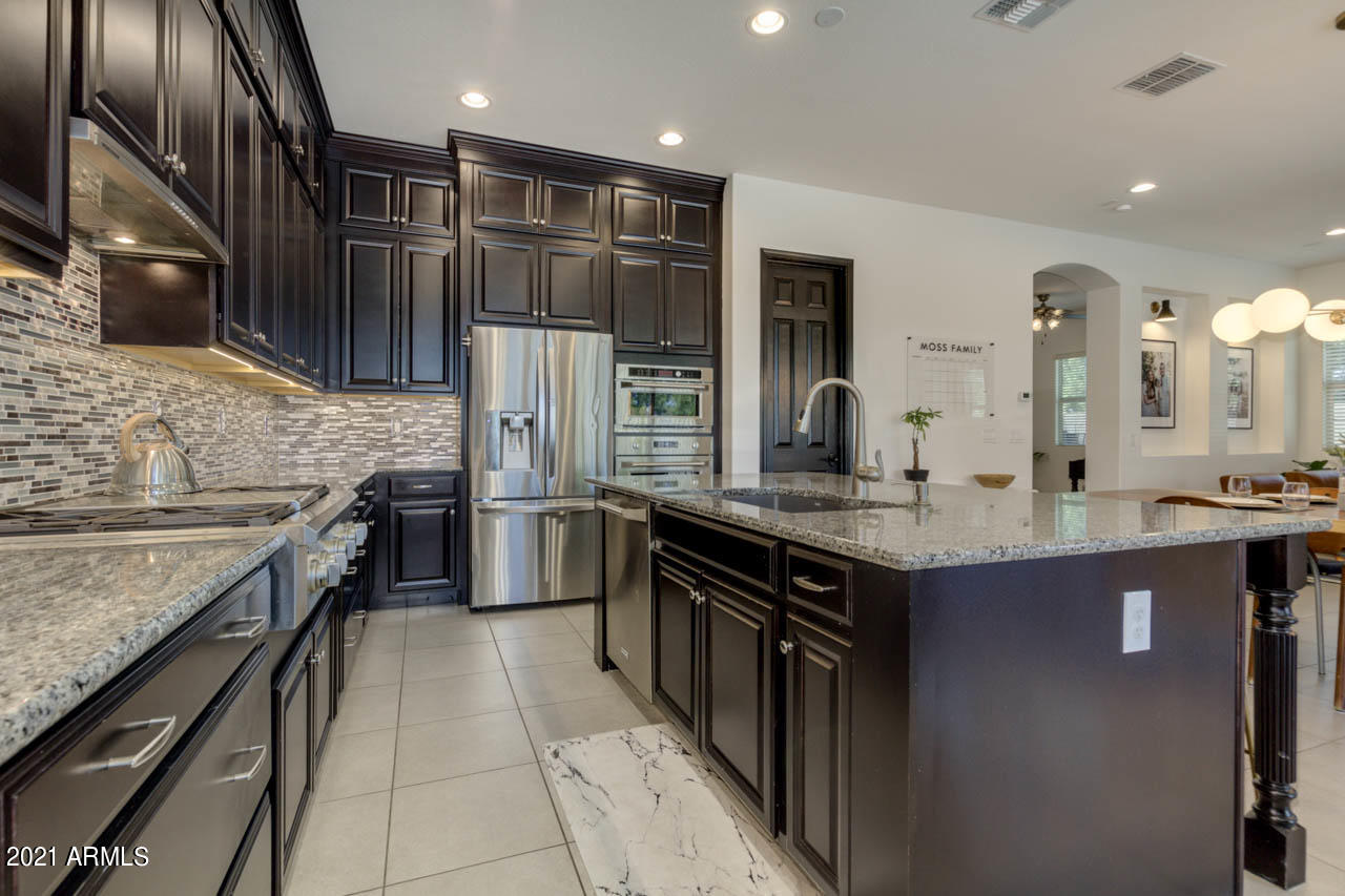 3018 East Appaloosa Road Gilbert, AZ 85296 - Photo 13 of 45 13-Appaloosa