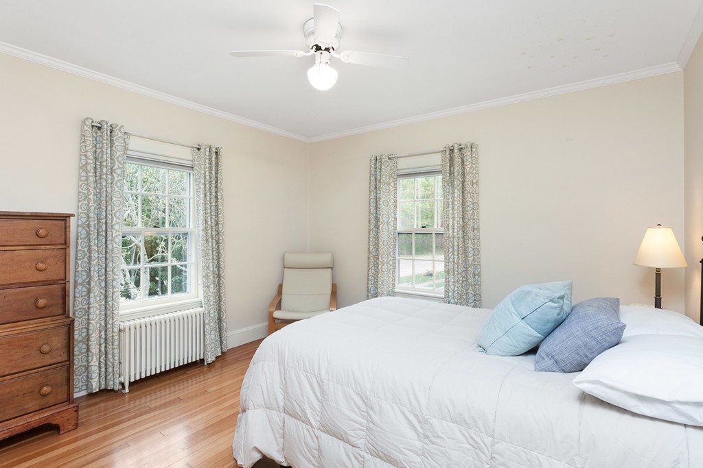 1050 Brook Road Milton, MA 02186 - Photo 19 of 30