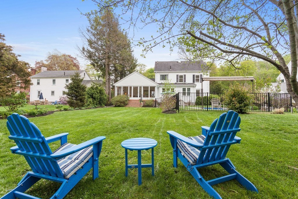 1050 Brook Road Milton, MA 02186 - Photo 23 of 30
