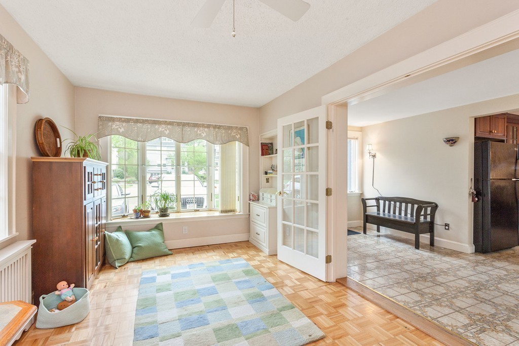 1050 Brook Road Milton, MA 02186 - Photo 7 of 30
