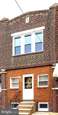 a front view of a building