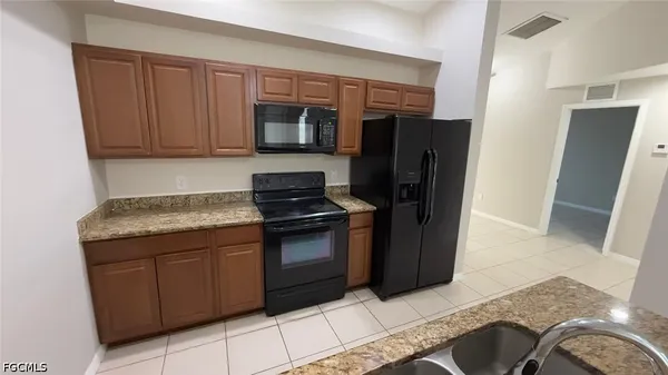 $1,750 | 1621 Southwest 33rd Street, Cape Coral, FL 33914