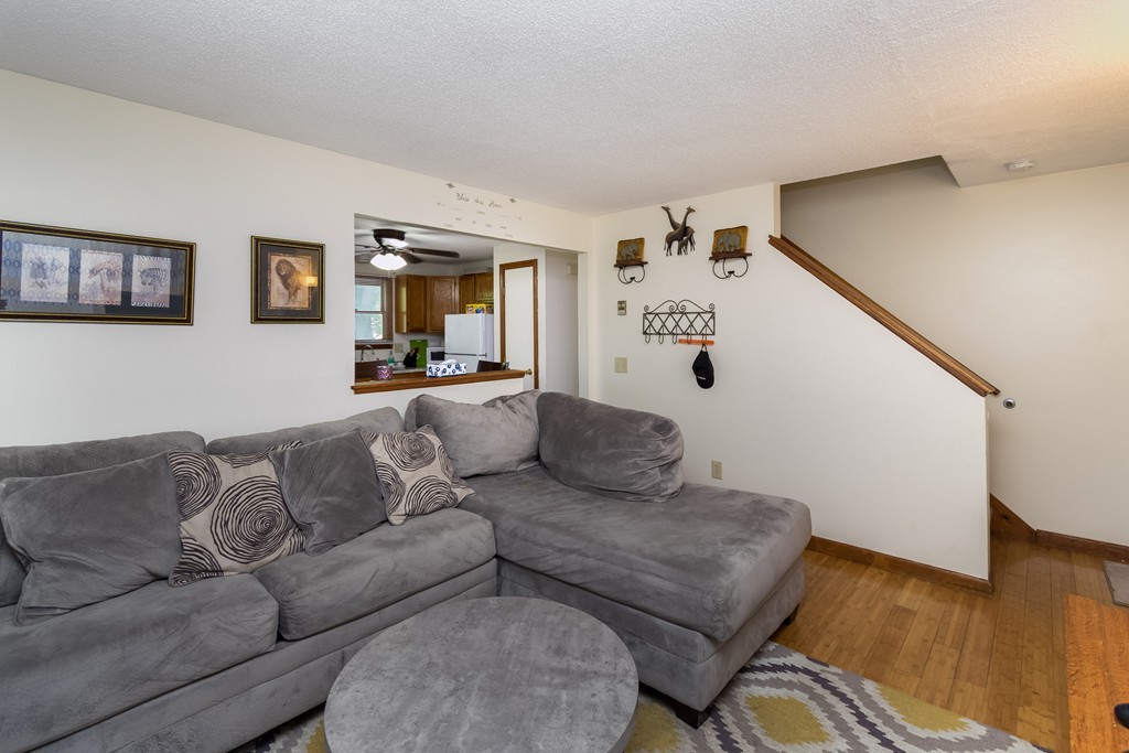 129-131 Darling Street Springfield, MA 01151 - Photo 14 of 25