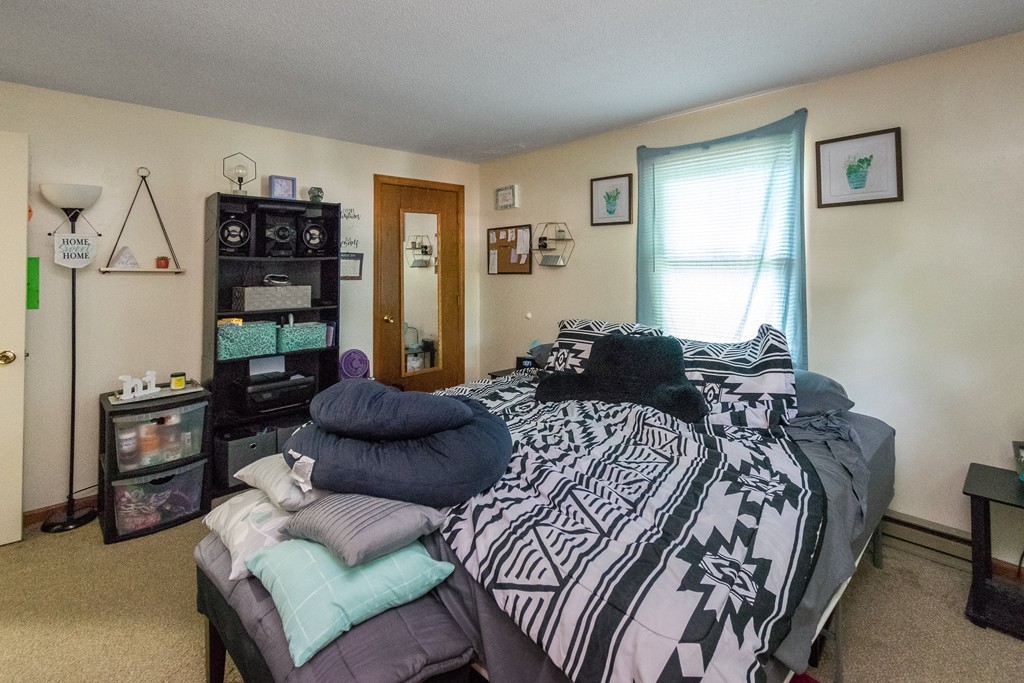 129-131 Darling Street Springfield, MA 01151 - Photo 20 of 25