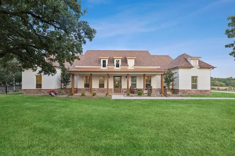 $1,049,000 | 135 Silver Saddle Circle, Weatherford, TX 76087