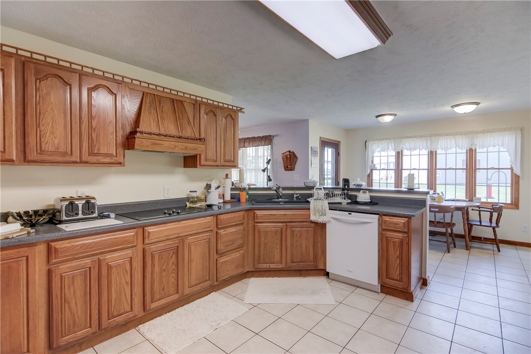 3849 Hill Road Clinton, IL 61727 - Photo 17 of 44