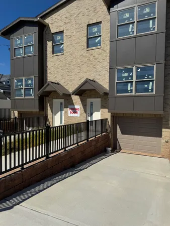 $999,000 | 761 B 4th Street, Unit B, Secaucus, NJ 07094