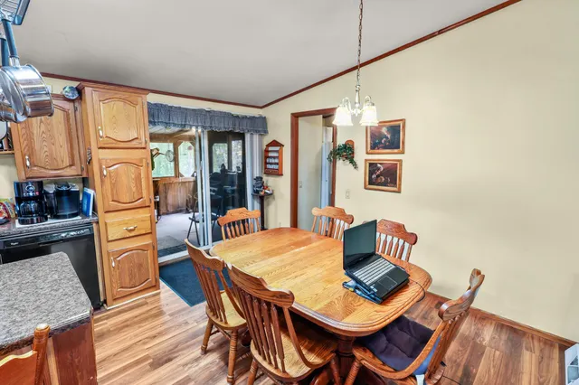 $359,900 | 1727 North Lake Drive West, Braham, MN 55006