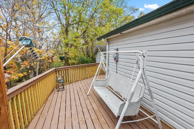 $359,900 | 1727 North Lake Drive West, Braham, MN 55006