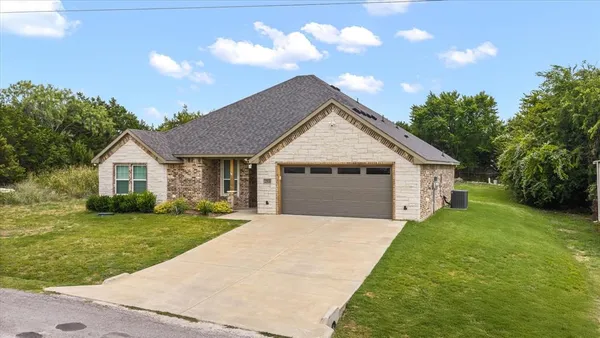 $365,000 | 2309 Christine Drive, Granbury, TX 76048