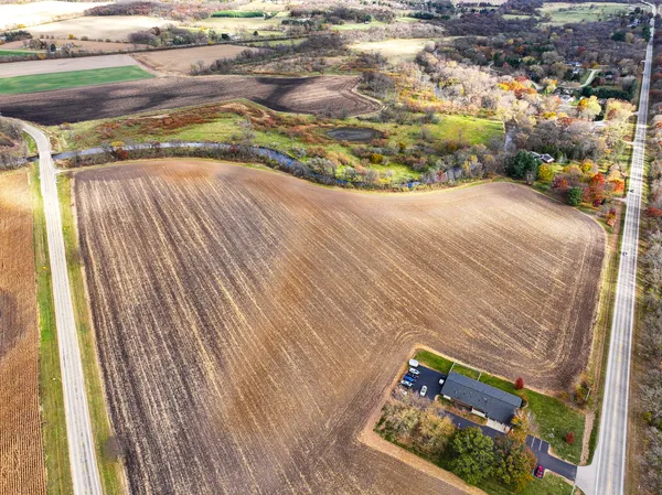 a view of an outdoor space