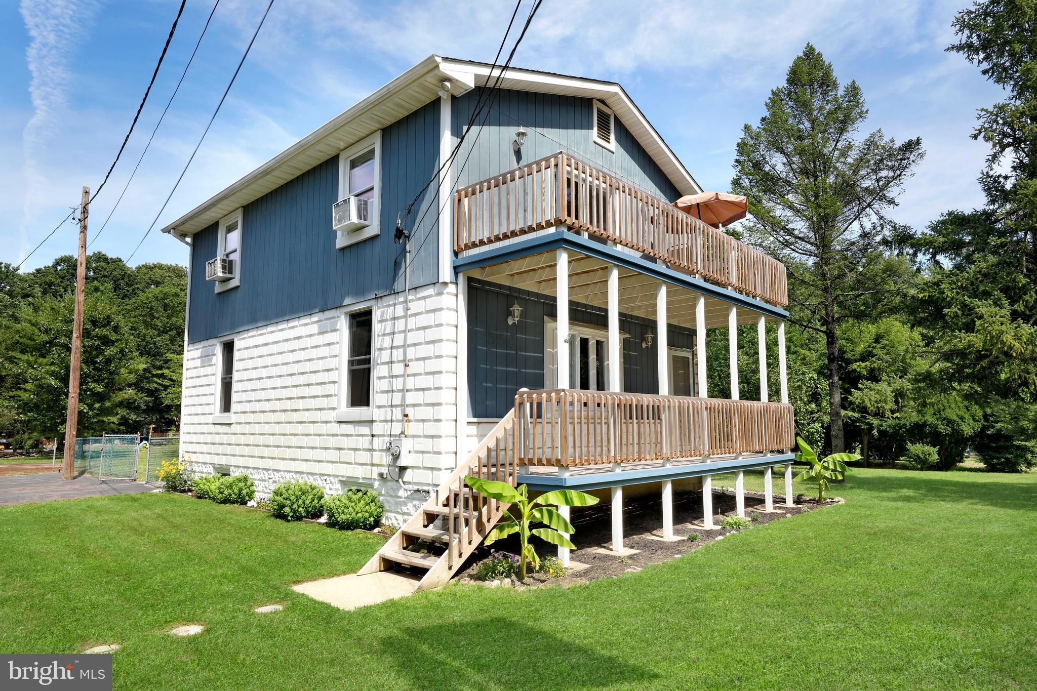 551 Hartford Road Mount Laurel, NJ 08054 - Photo 1 of 36